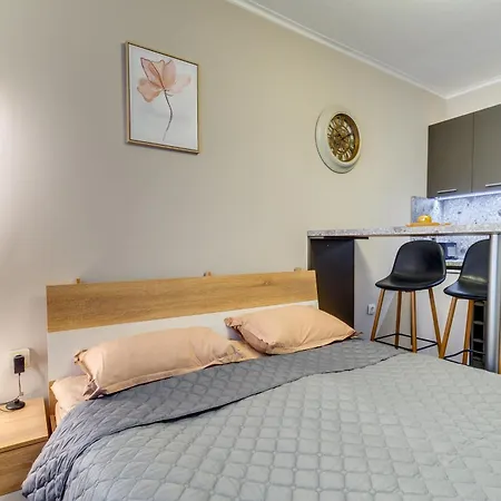 Dream View Apartahotel