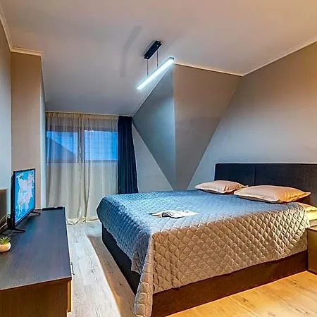 Dream View Aparthotel 4*
