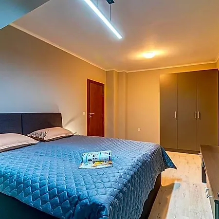 Aparthotel Dream View 4*