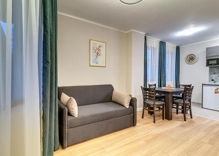 アパートホテル Dream View